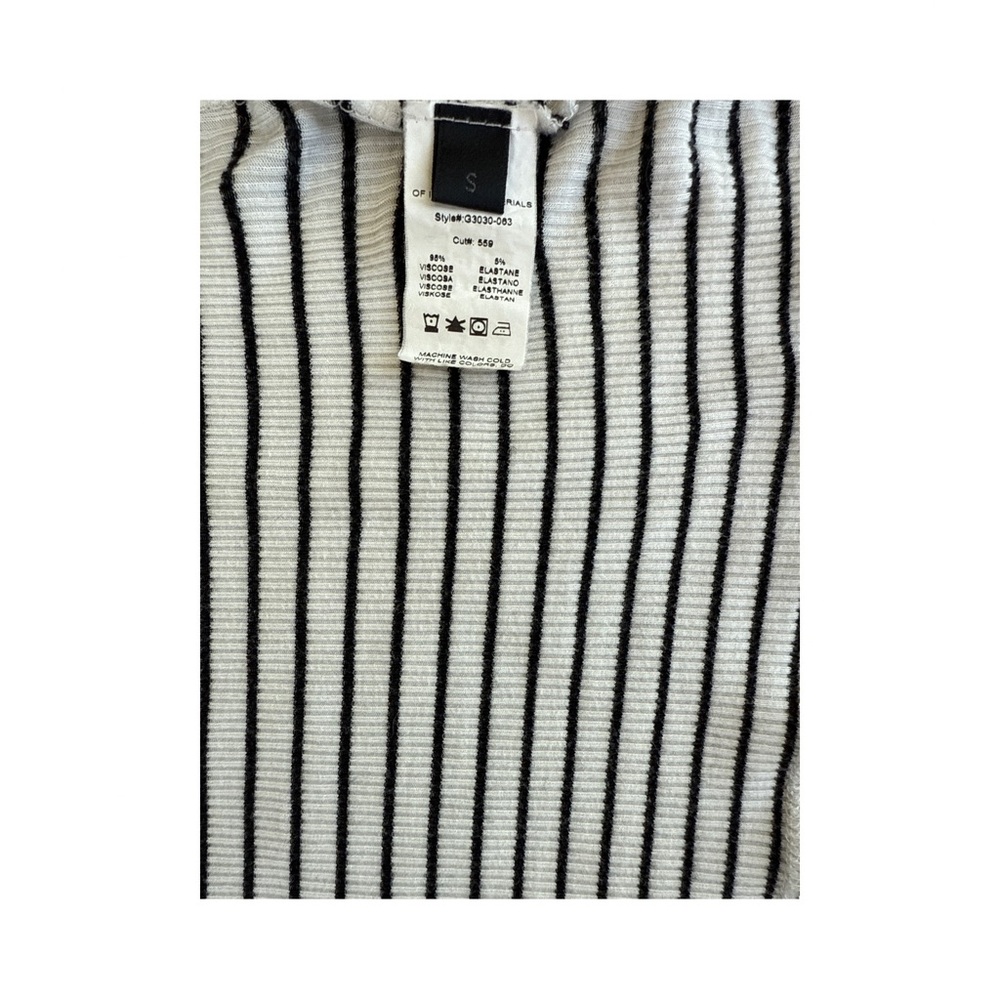 GBTSO Black and White Striped Short Sleeved Crew Neck Knit Tee Women’s Size S - Picture 5 of 6